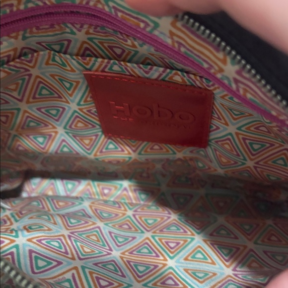 HOBO The Original Cassie Black Leather Bag Crossbody - Picture 4 of 8